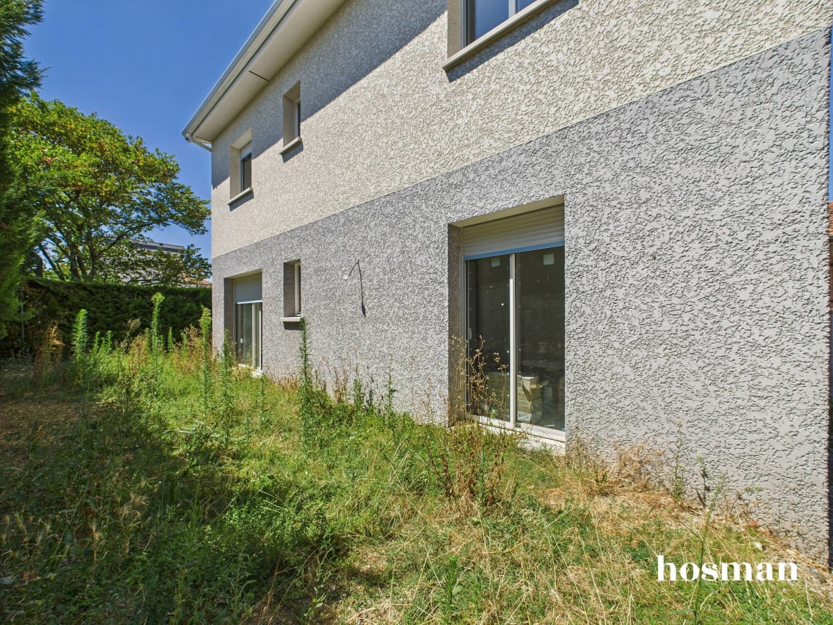 Maison de 125.0 m² à Vénissieux