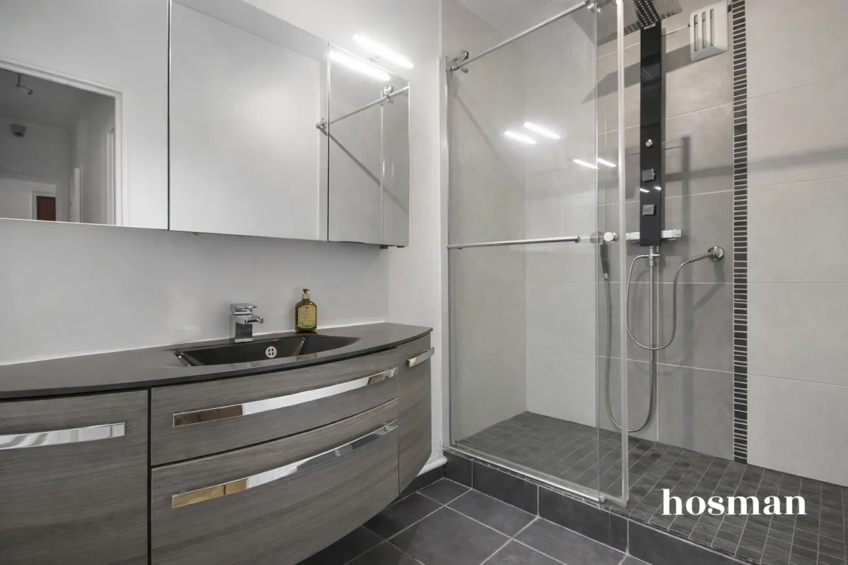 Appartement de 89.0 m² à Courbevoie