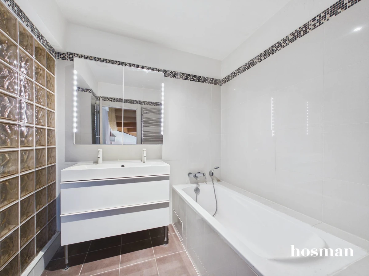 Maison de 180.0 m² à Ivry-sur-Seine