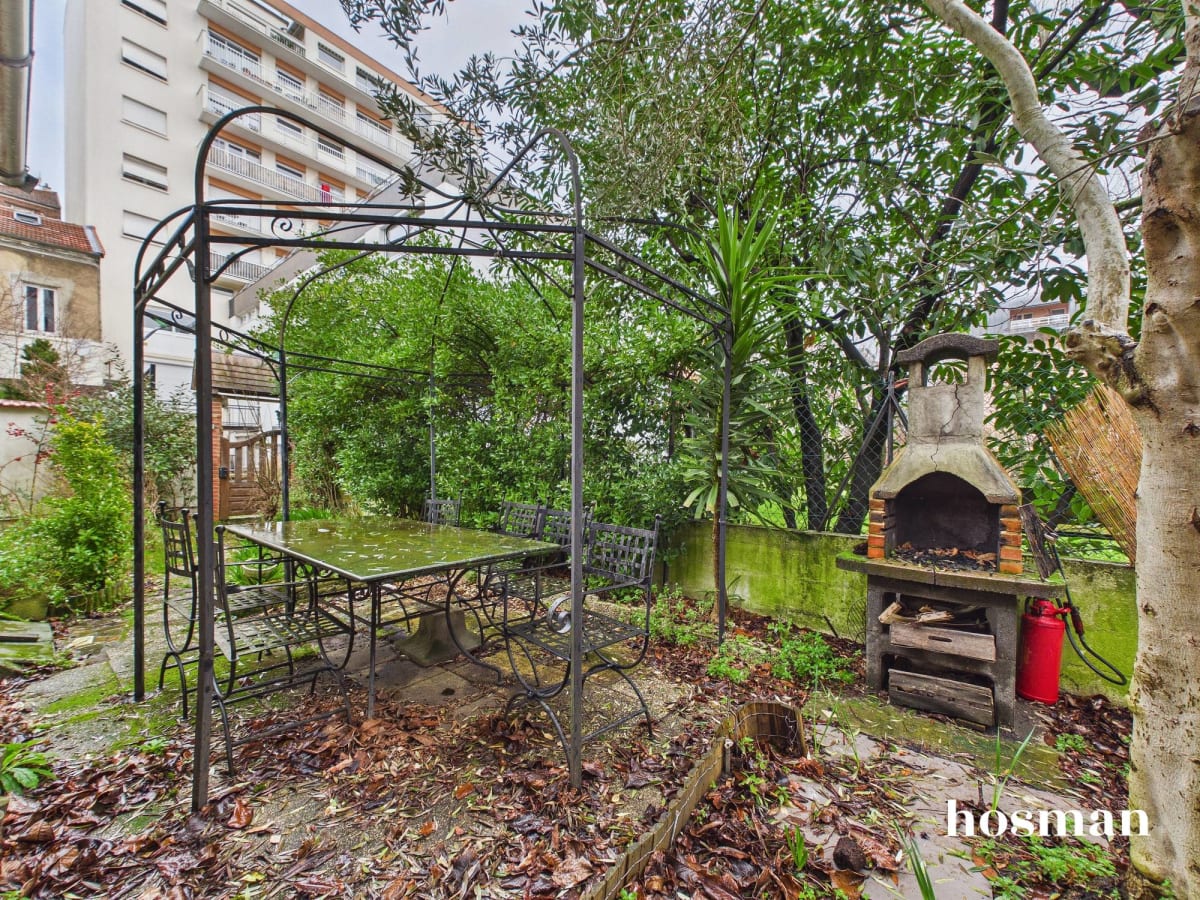 Maison de 80.0 m² à Suresnes