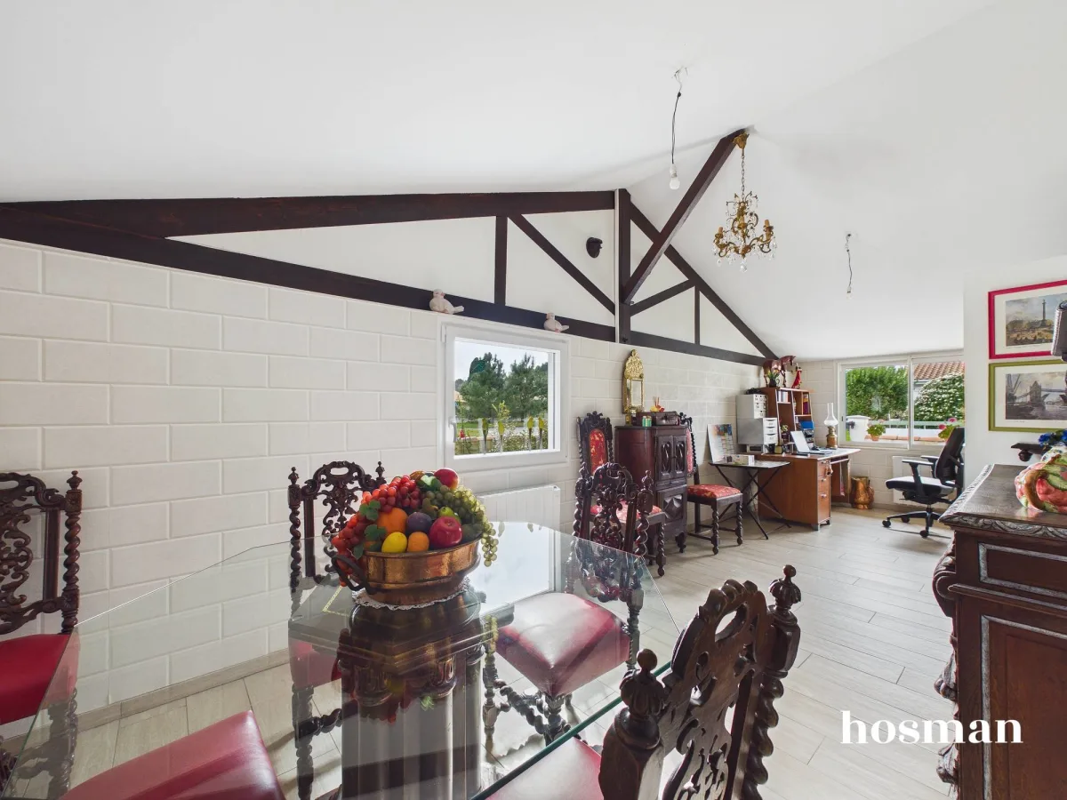 Maison de 139.0 m² à Saint-Médard-en-Jalles