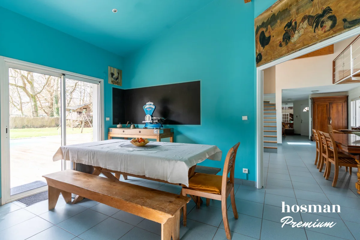 Maison de 237.0 m² à Pessac