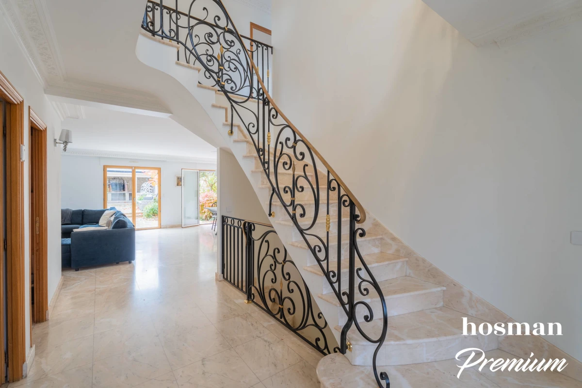 Maison de 180.0 m² à Rueil-Malmaison