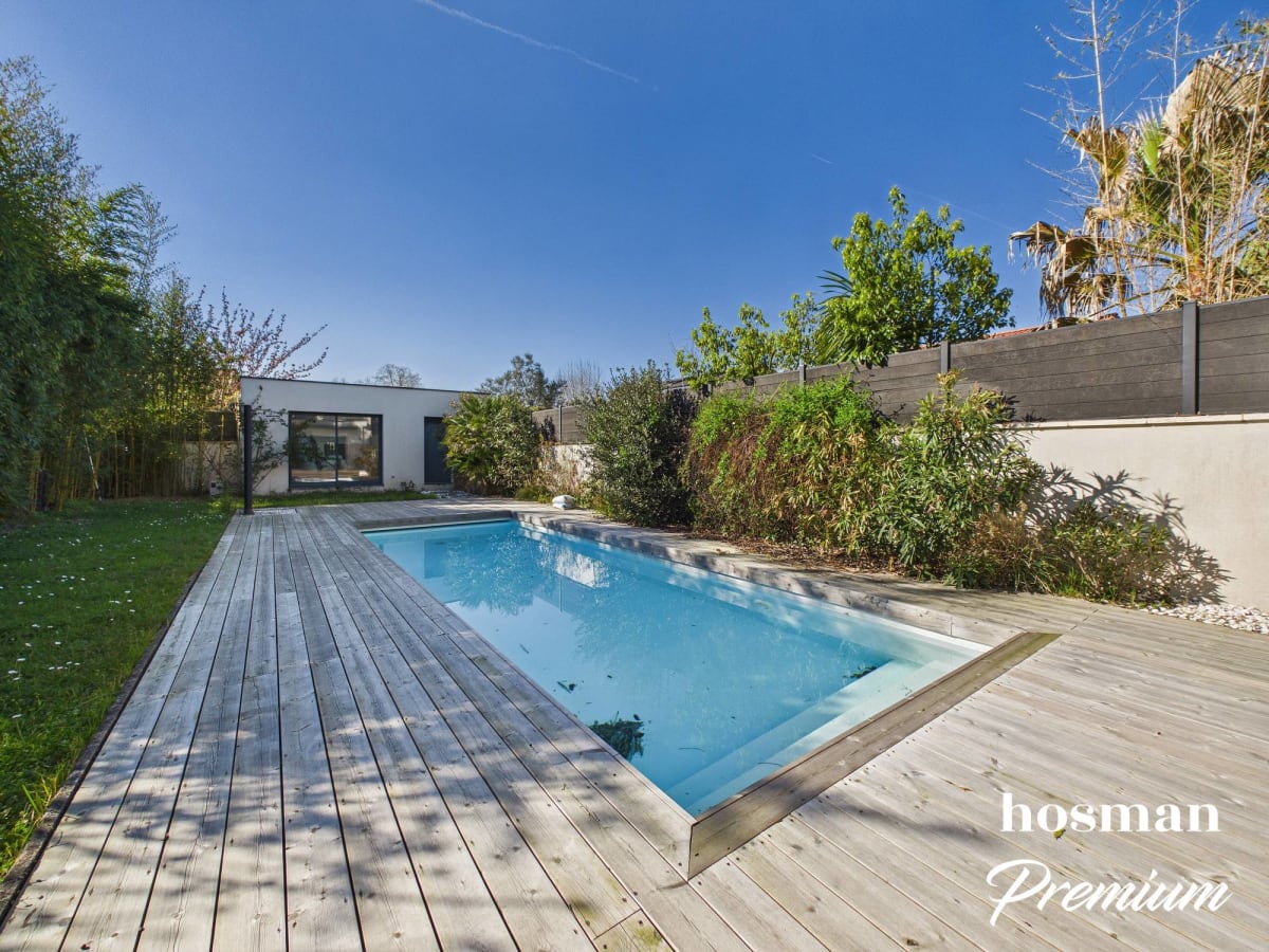 Maison de 160.0 m² à Bordeaux