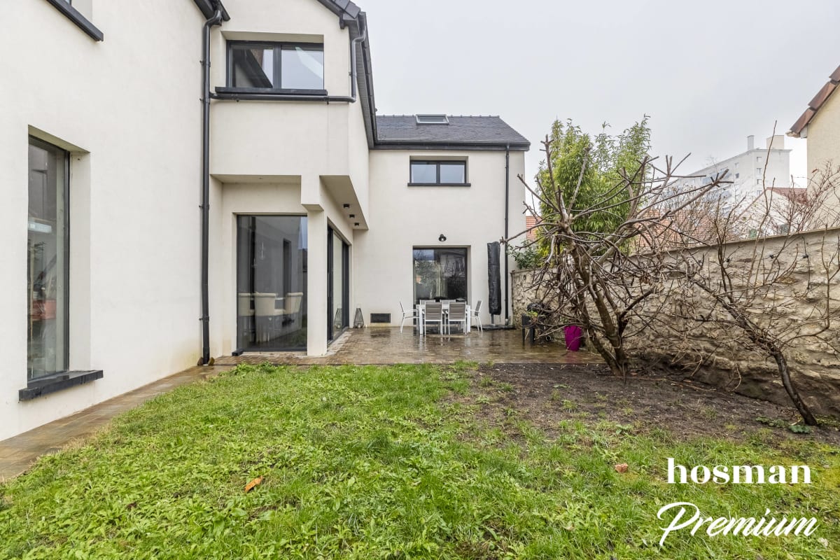 Maison de 300.0 m² à Gennevilliers
