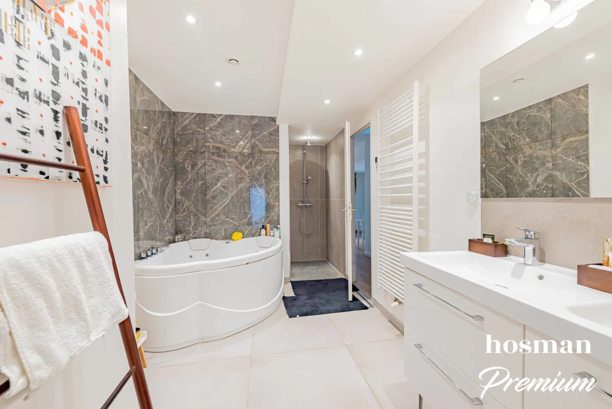 Maison de 258.0 m² à Le Plessis-Robinson