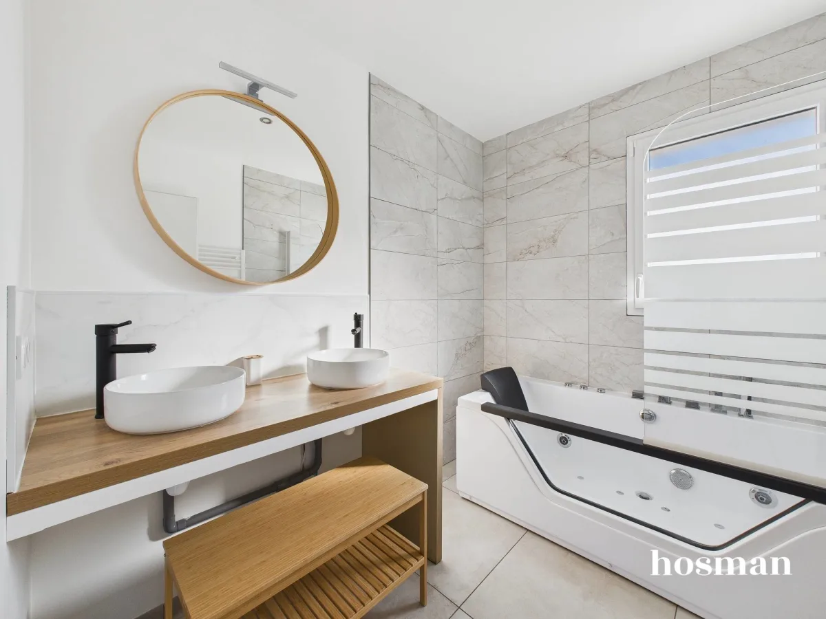 Maison de 106.0 m² à Ambarès-et-Lagrave