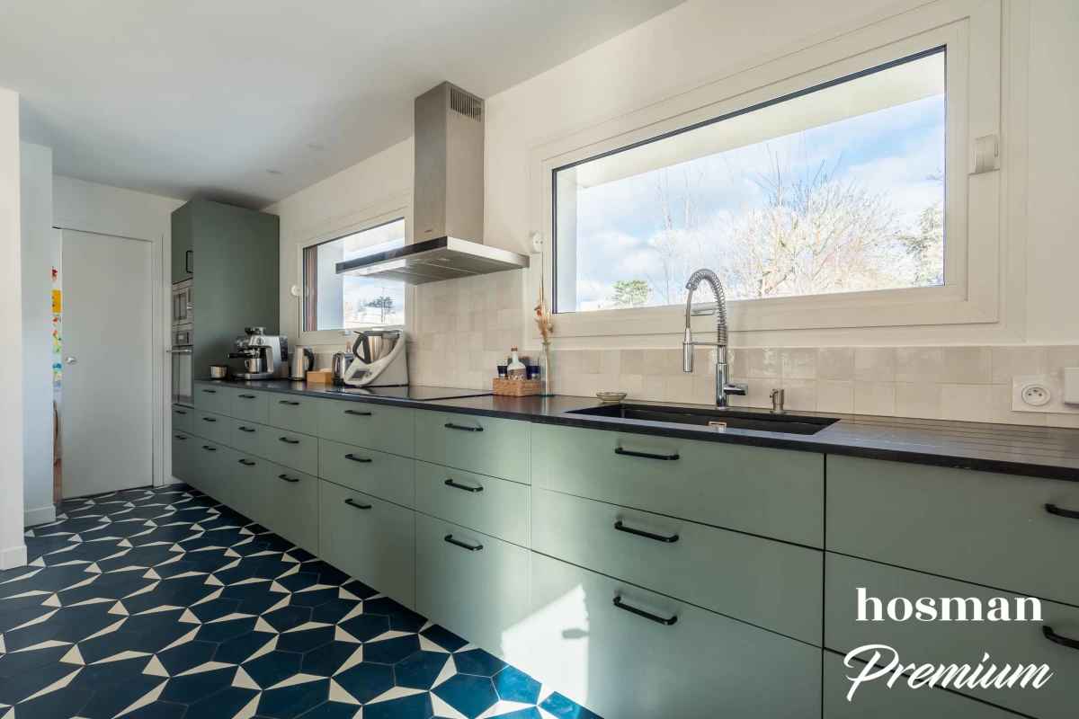 Appartement de 211.0 m² à Sèvres