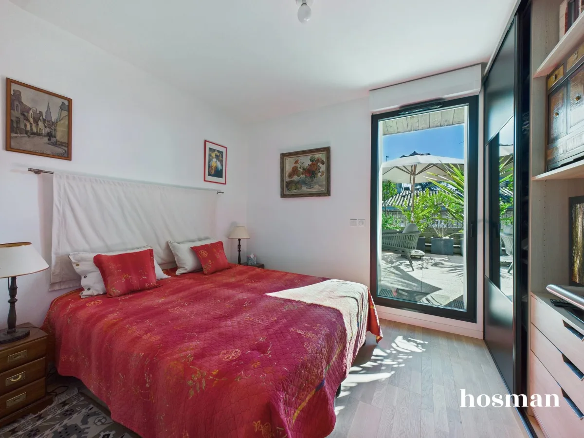 Appartement de 98.0 m² à Bordeaux