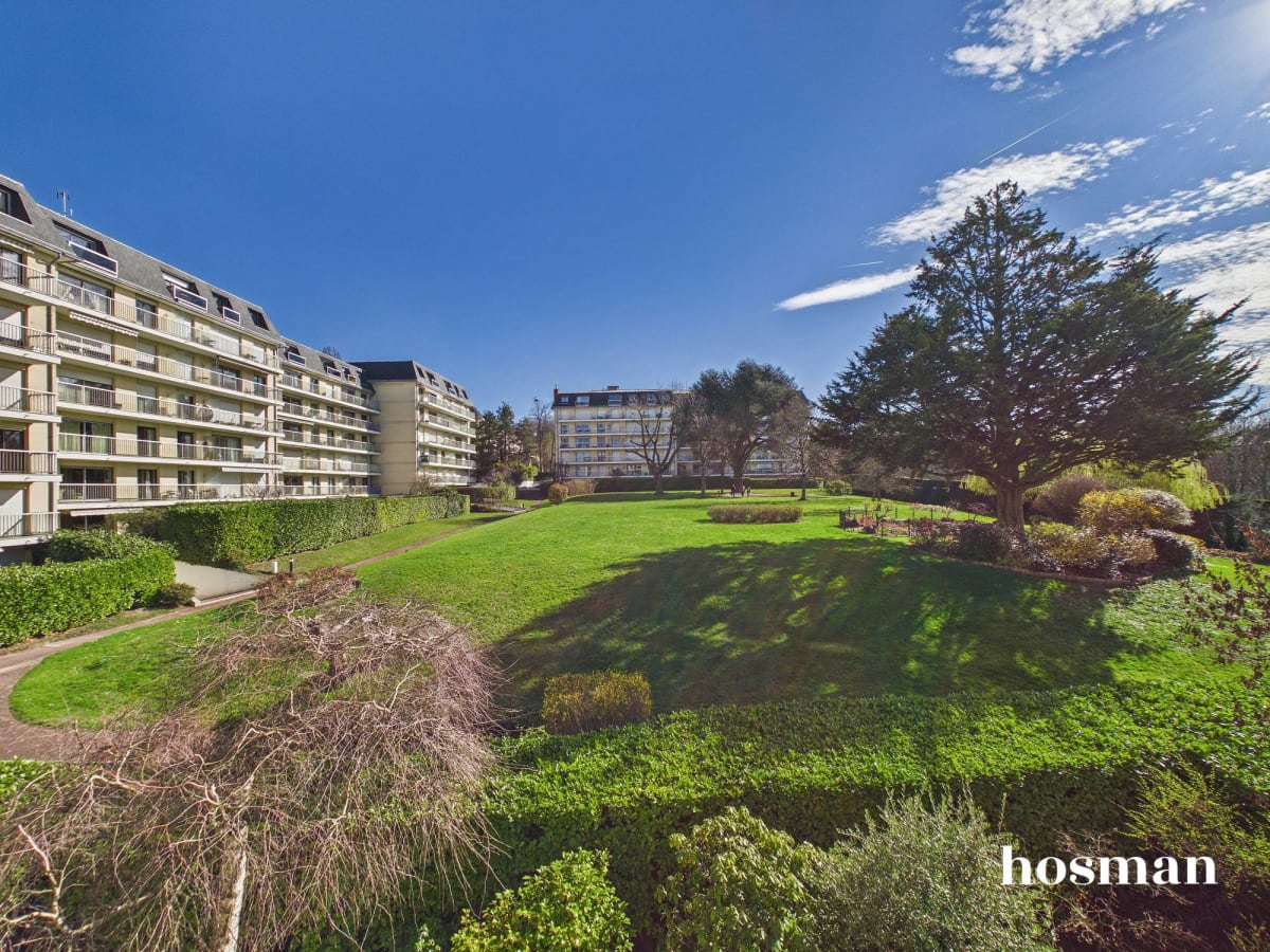 Appartement de 101.96 m² à Versailles