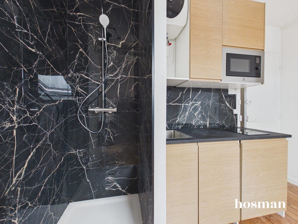 Appartement de 8.42 m² à Versailles