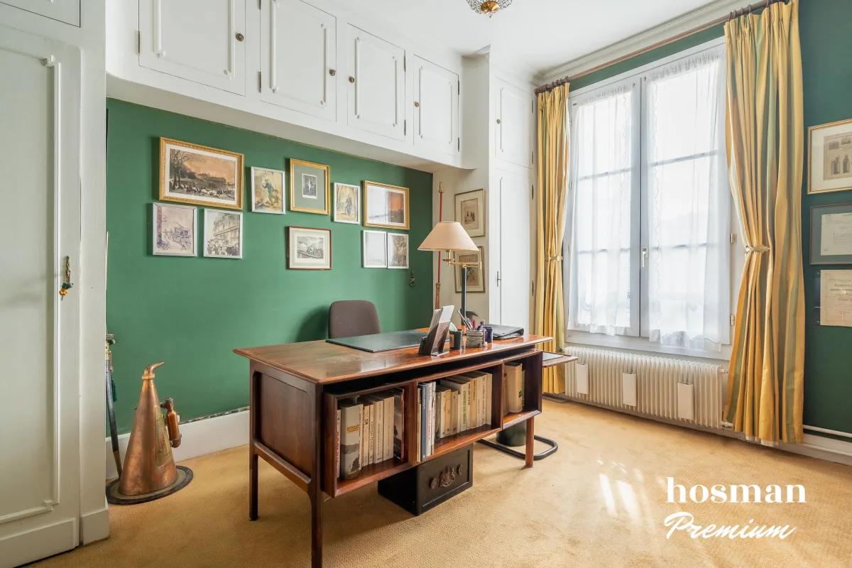 Appartement de 150.0 m² à Paris