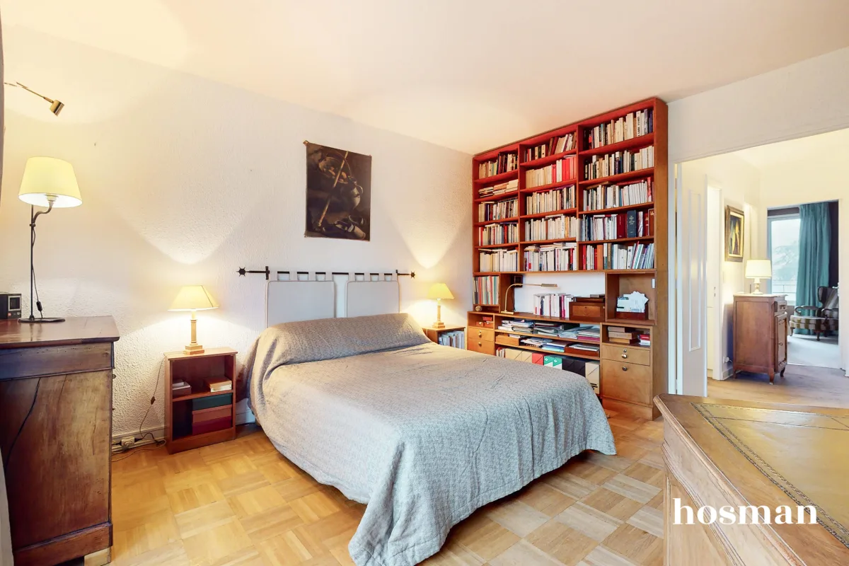 Appartement de 135.0 m² à Versailles