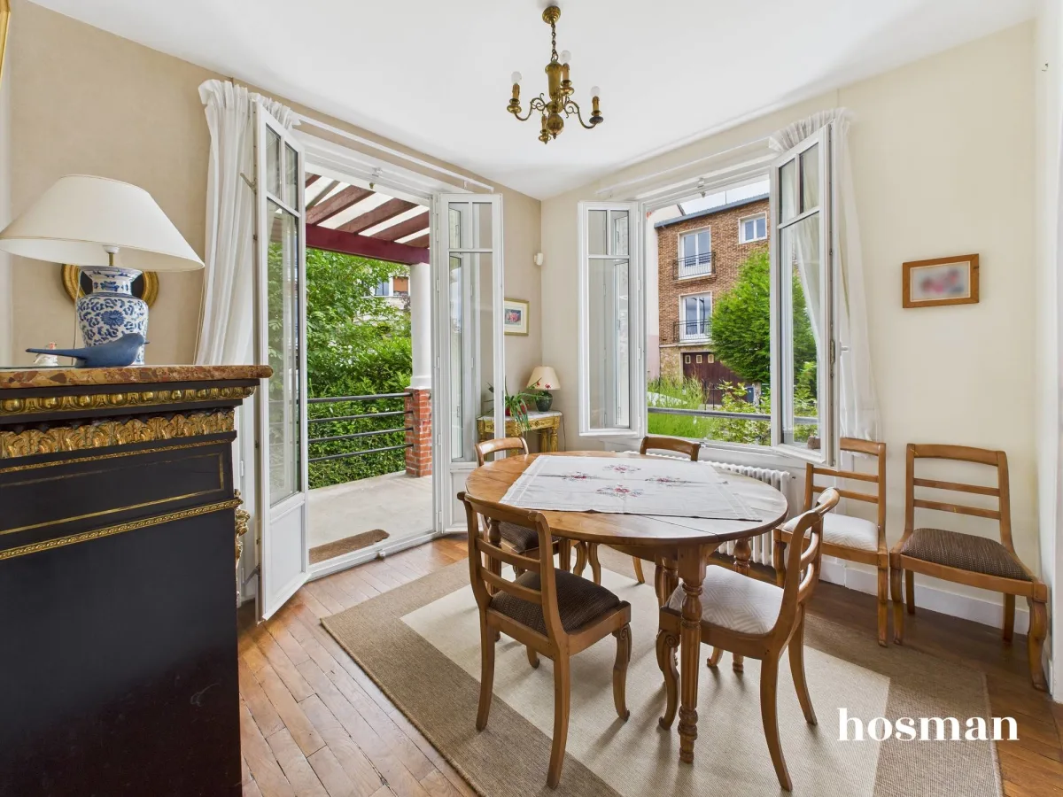 Maison de 154.23 m² à Chaville