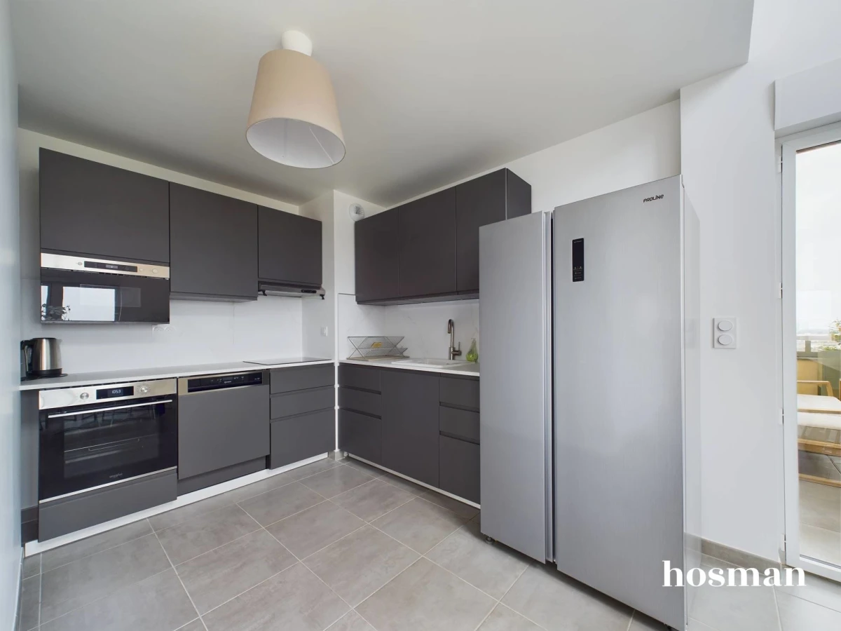 Appartement de 142.0 m² à Bordeaux