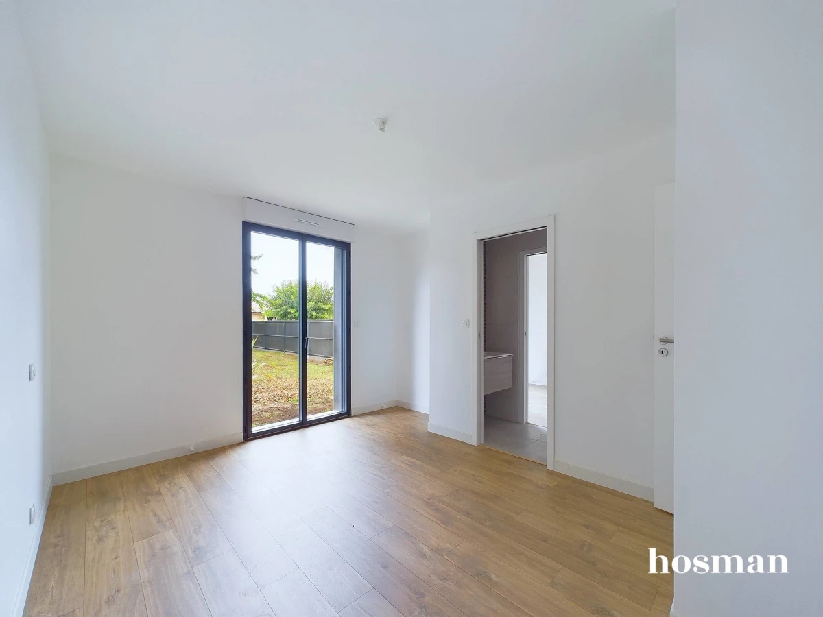 Maison de 196.5 m² à Canéjan