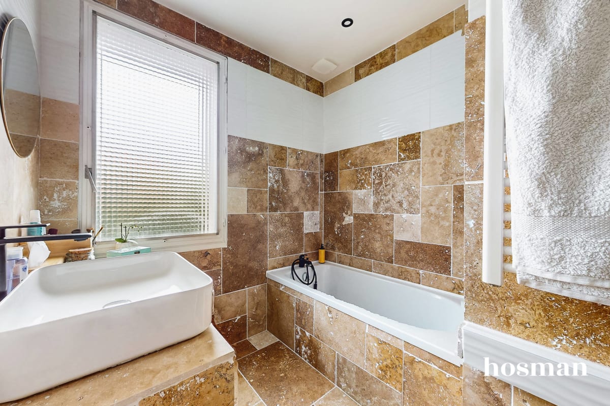 Maison de 170.42 m² à Meyzieu