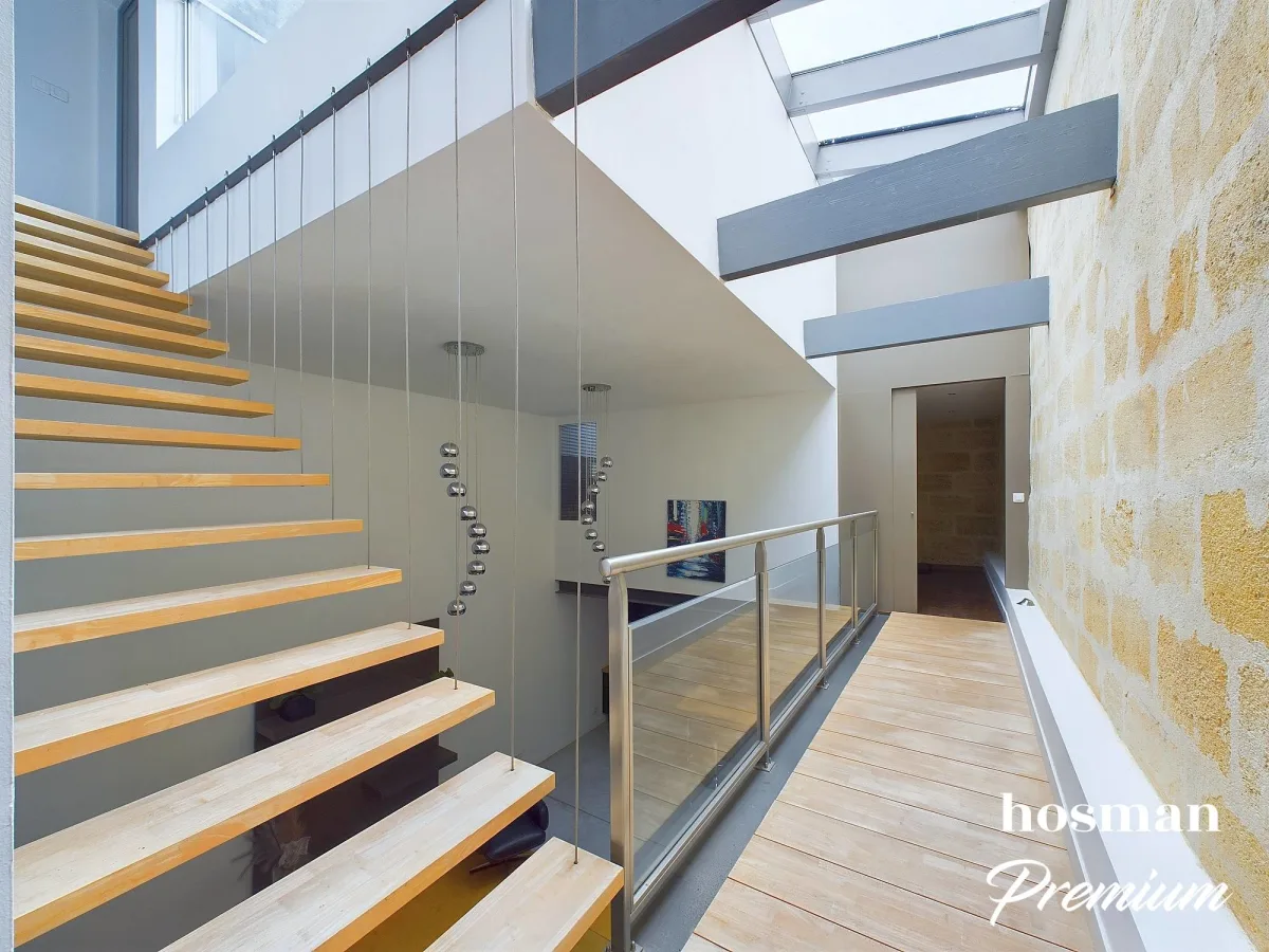 Maison de 174.0 m² à Bordeaux