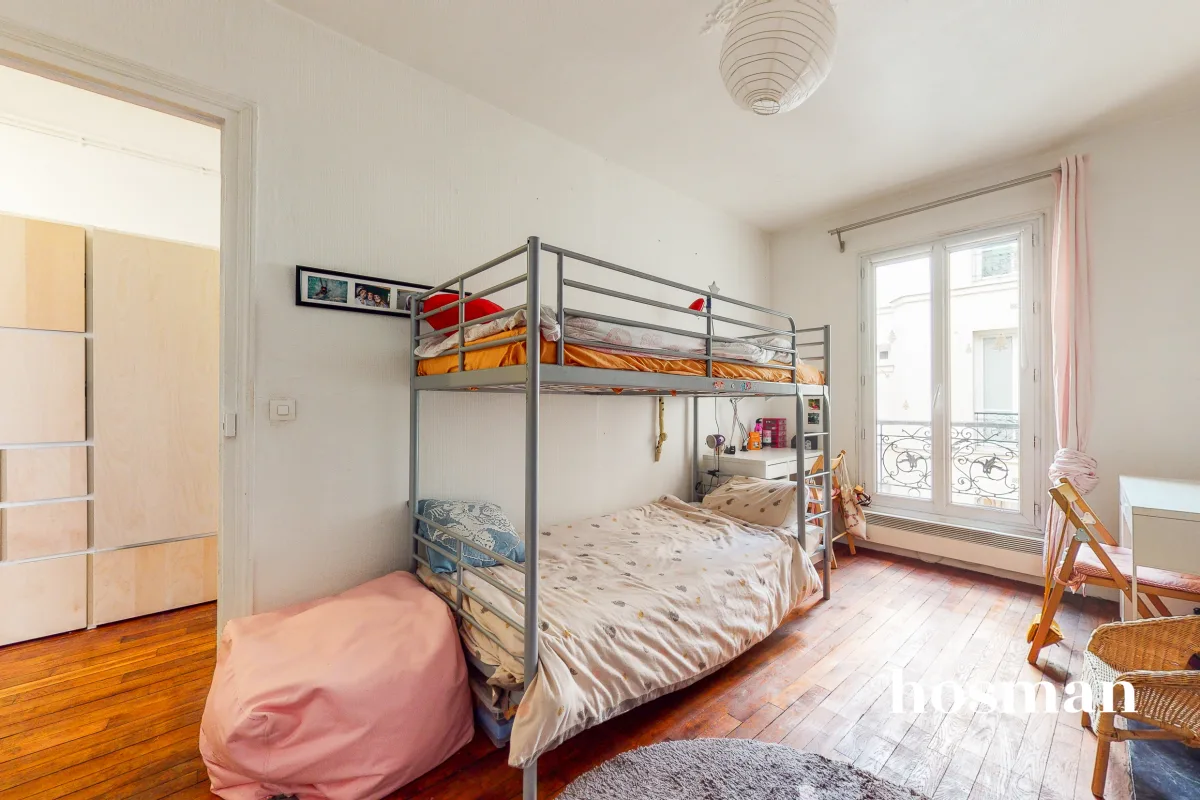 Ravissant 2 pièces à rafraichir - 45.46 m2 - Traversant sur cour