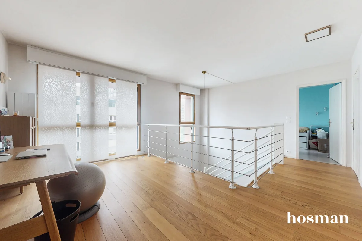 Appartement de 104.0 m² à Courbevoie