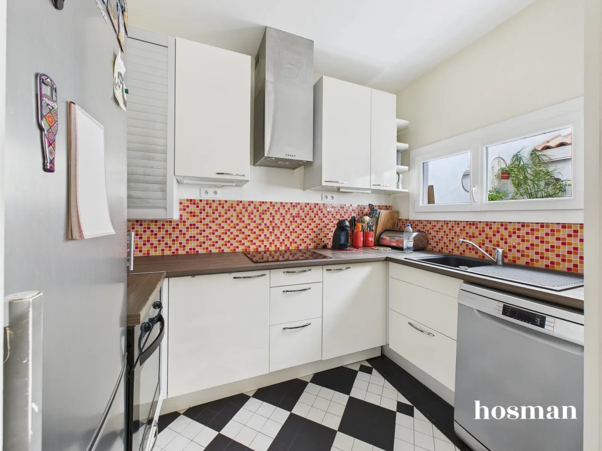 Maison de 98.0 m² à Bordeaux