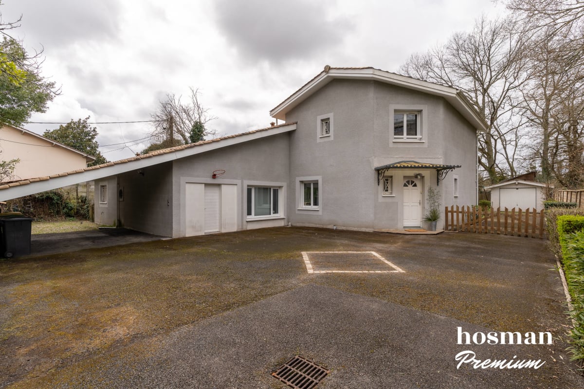 Maison de 237.0 m² à Pessac