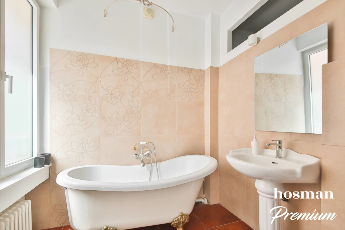Appartement de 165.0 m² à Paris