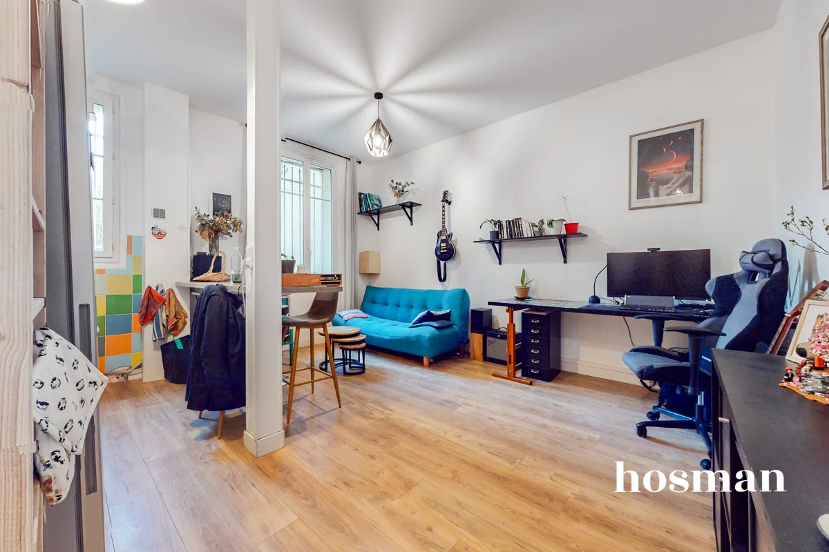 Ravissant appartement - 2 pièces, 39,37 m2 - Entièrement refait- Rue