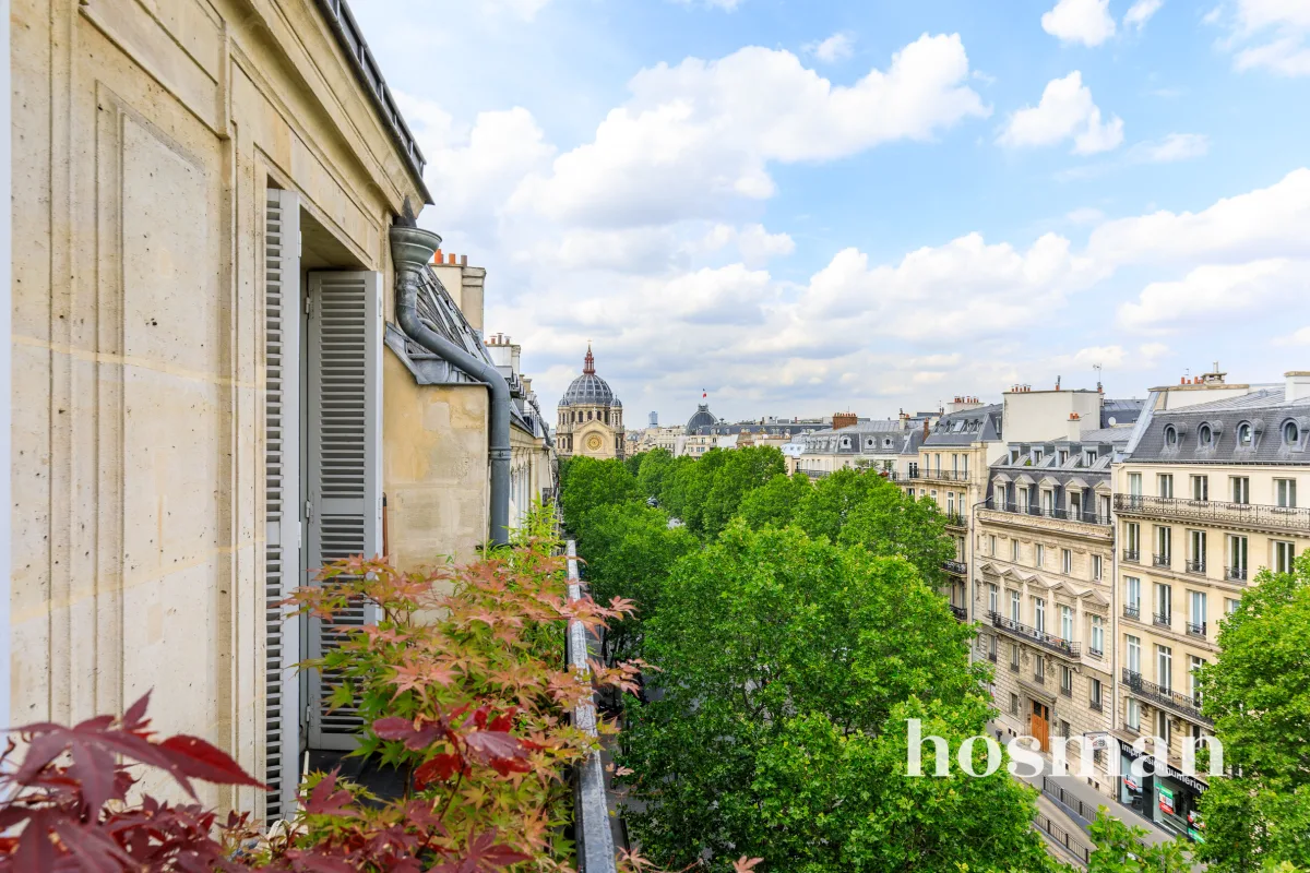 Appartement de 136.0 m² à Paris