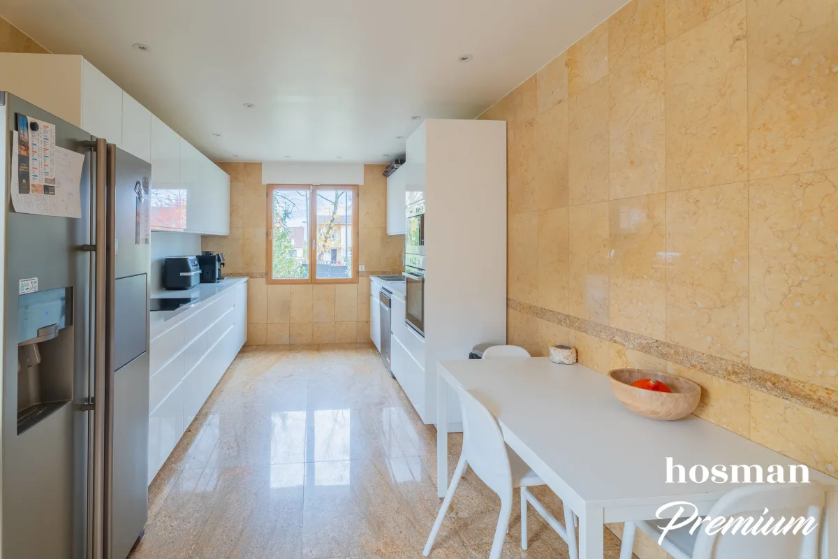 Maison de 180.0 m² à Rueil-Malmaison