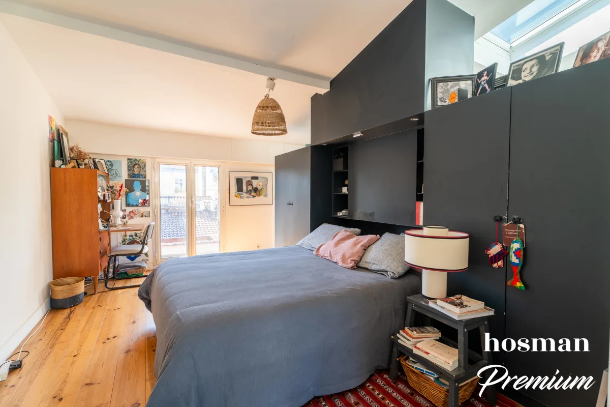 Maison de 250.0 m² à Bordeaux