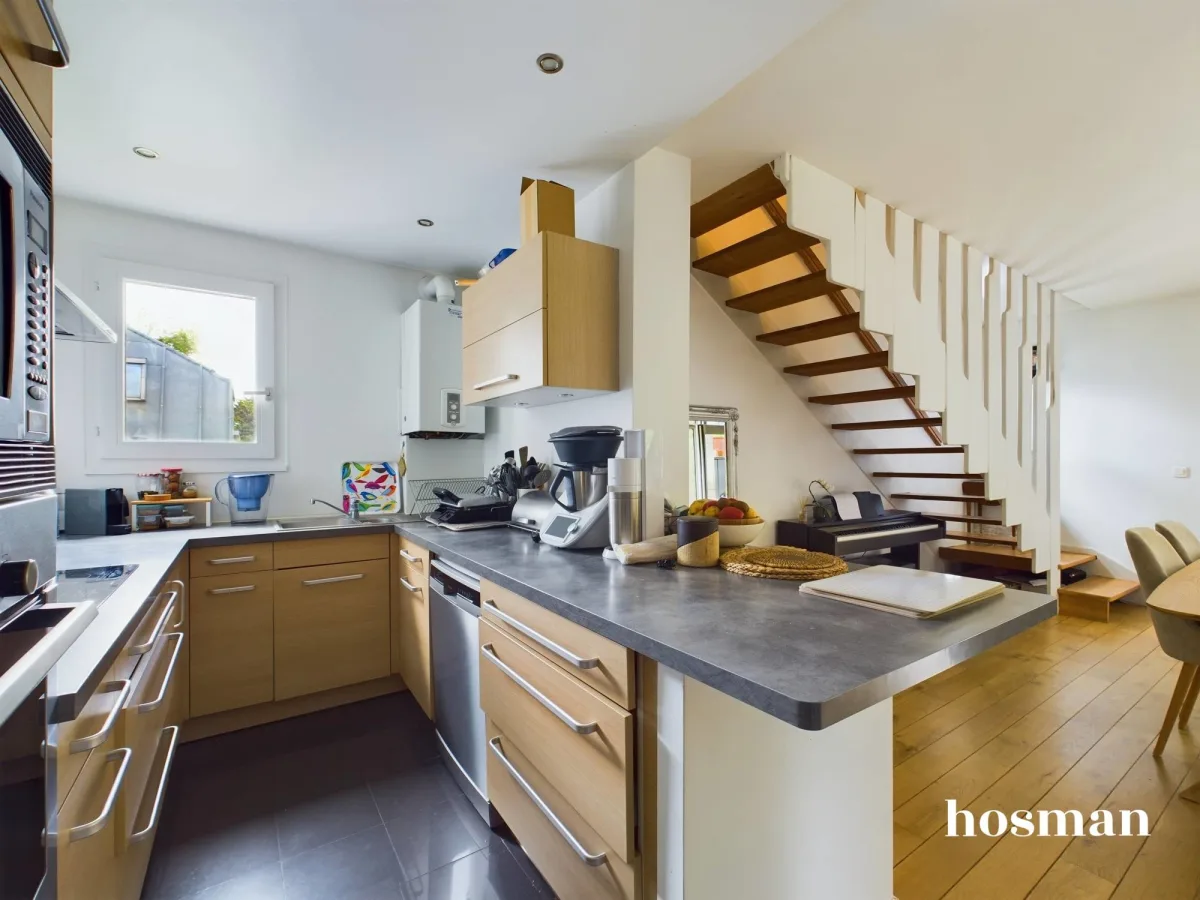 Duplex de 97.46 m² à Sèvres