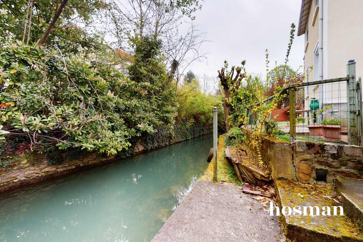 Maison de 139.0 m² à Créteil