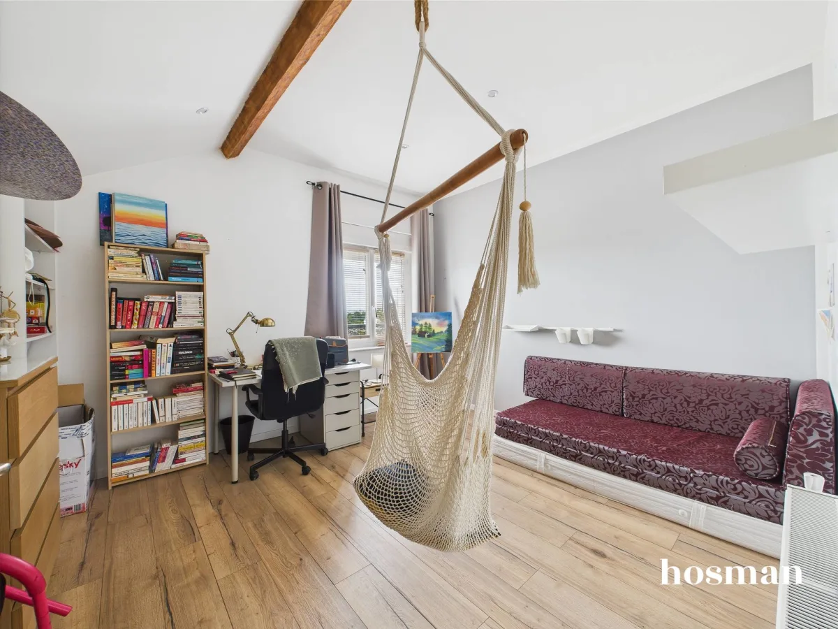 Maison de 181.0 m² à Vénissieux