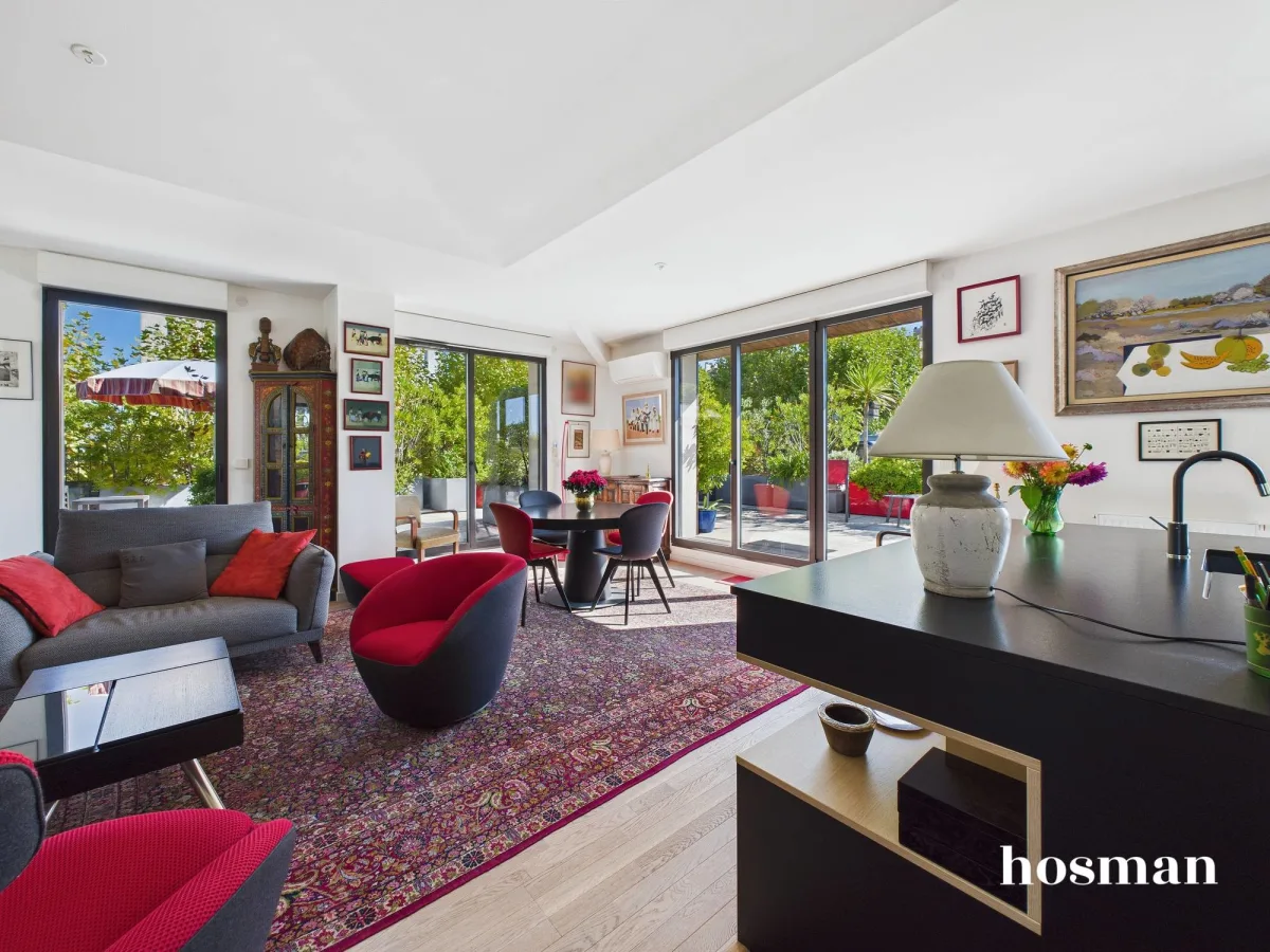 Appartement de 98.0 m² à Bordeaux