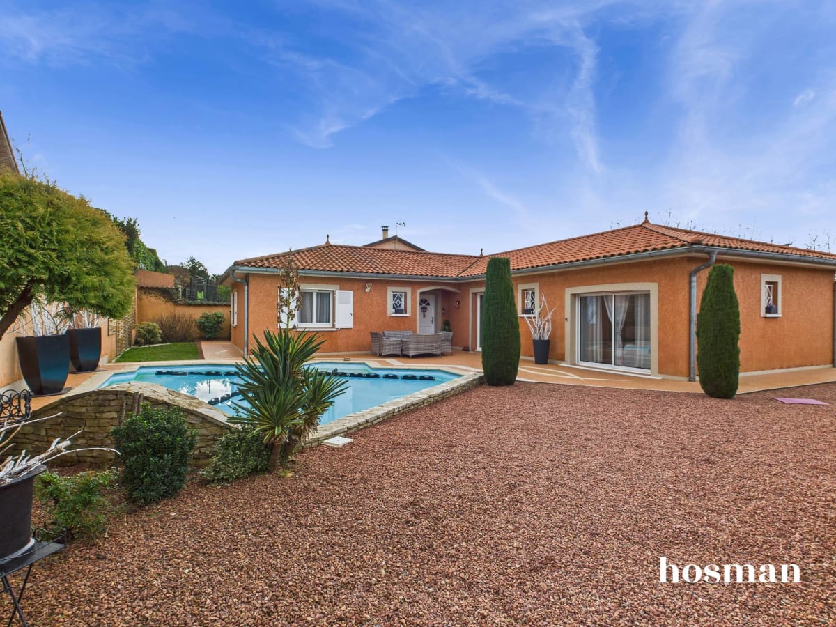 Maison de 130.0 m² à Jonage