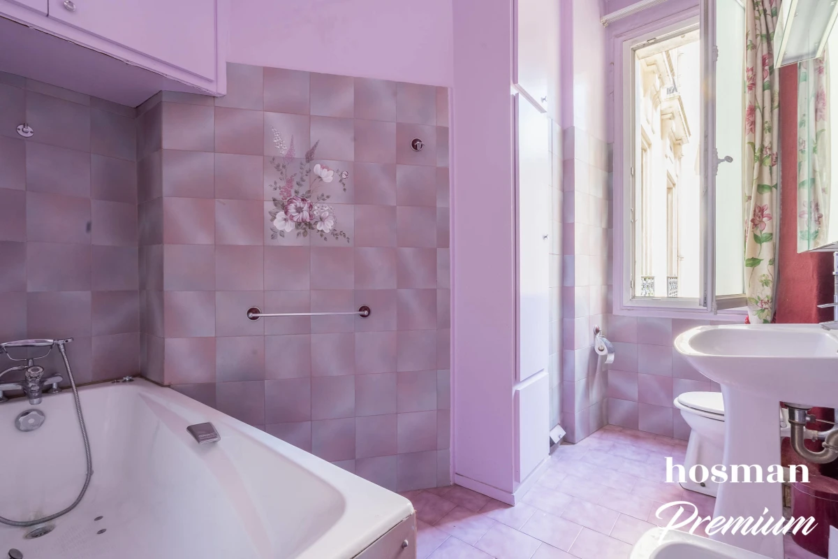 Appartement de 190.0 m² à Paris