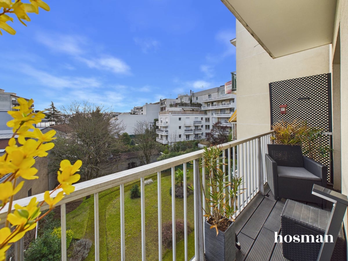 Appartement de 85.0 m² à Suresnes