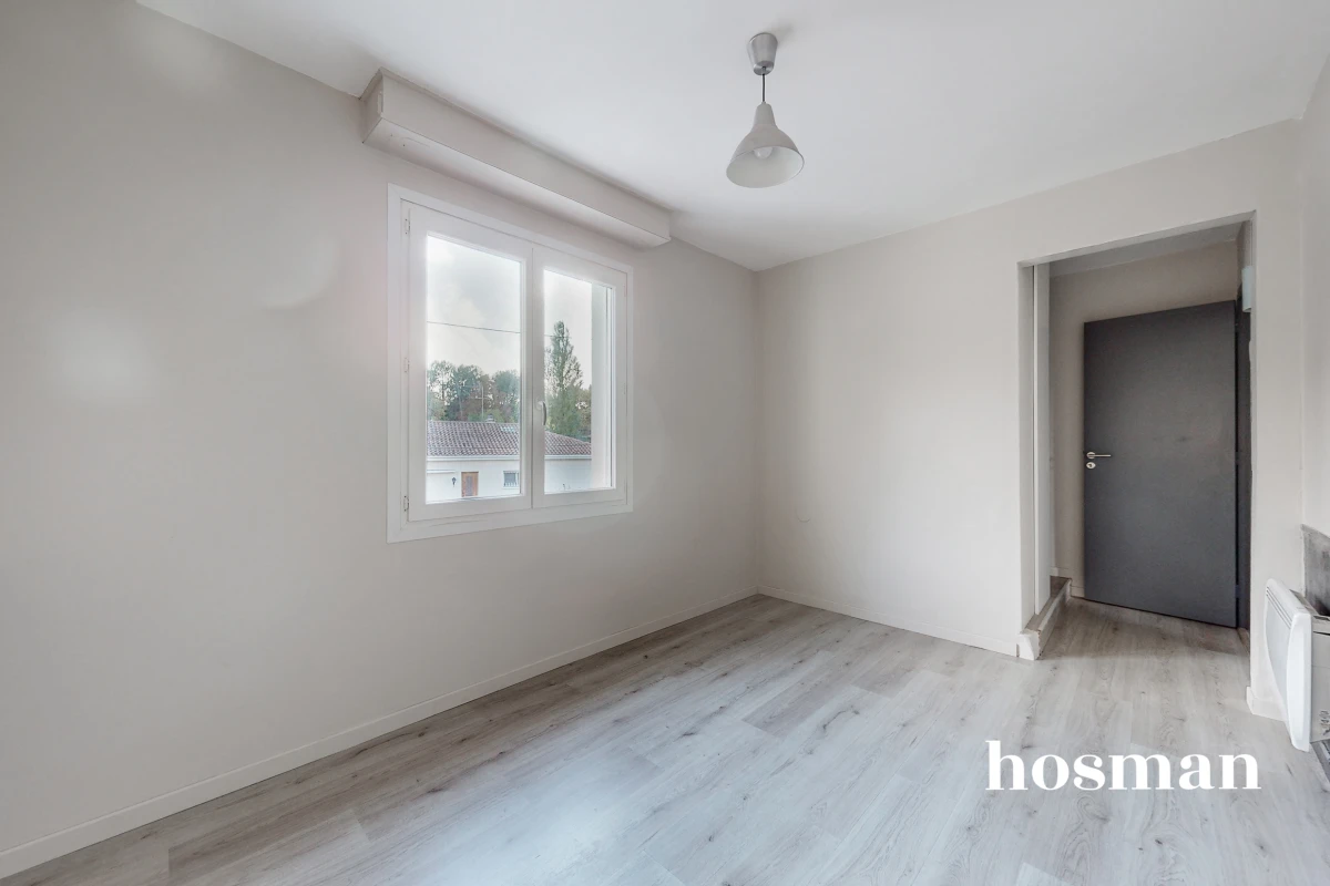 Maison de 125.0 m² à Mérignac