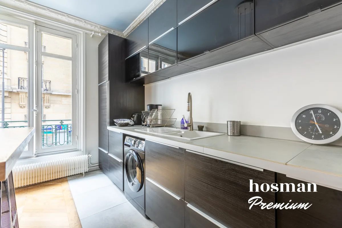 Appartement de 122.0 m² à Paris