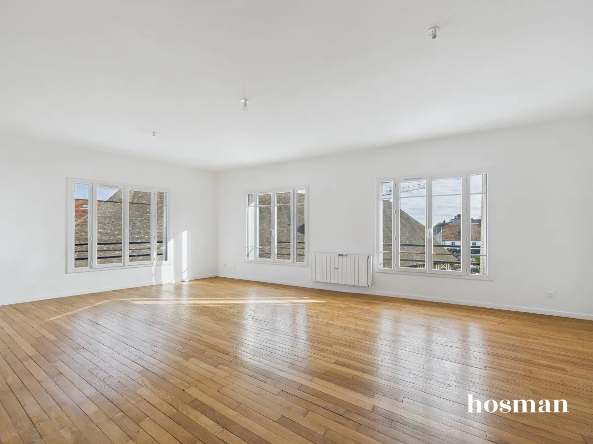 Appartement de 155.0 m² à Arpajon