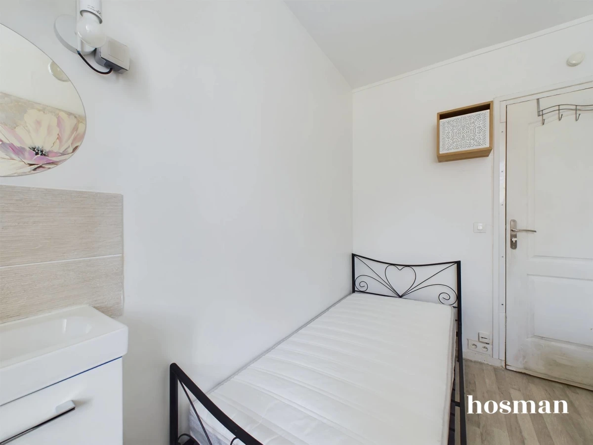 Appartement de 8.4 m² à Paris