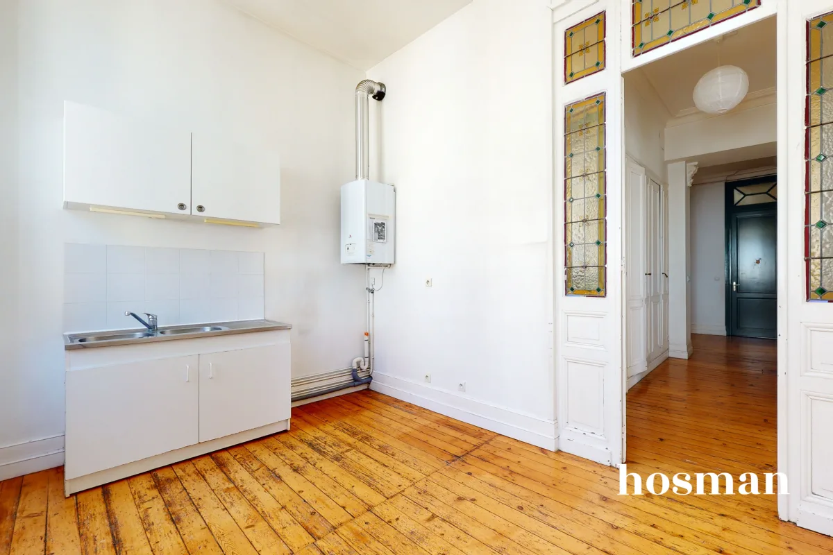 Appartement de 155.0 m² à Bordeaux