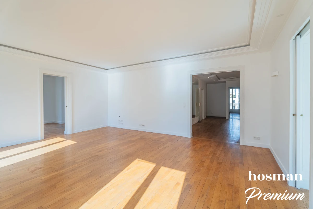 Appartement de 150.0 m² à Paris