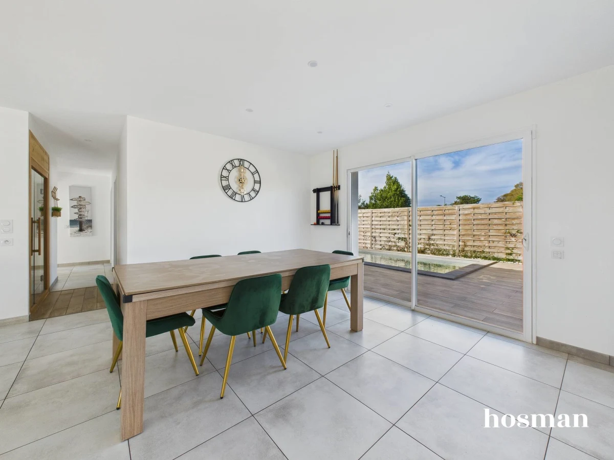 Maison de 106.0 m² à Ambarès-et-Lagrave