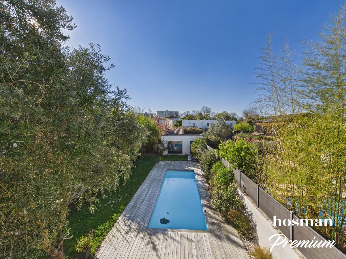 Maison de 160.0 m² à Bordeaux