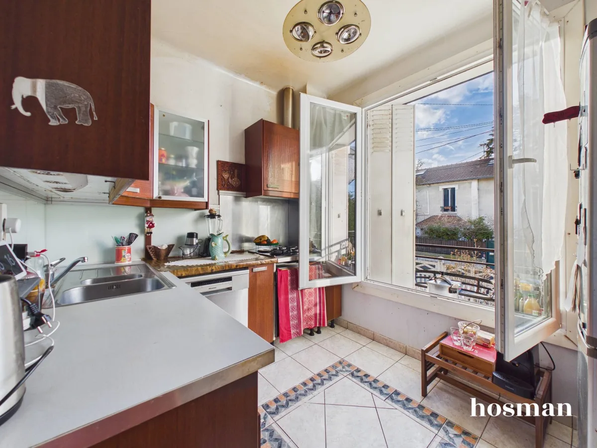 Maison de 100.0 m² à Villemomble