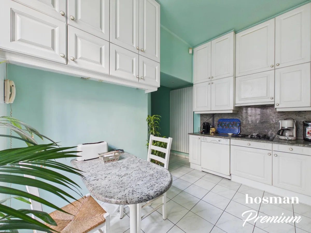 Appartement de 135.0 m² à Paris