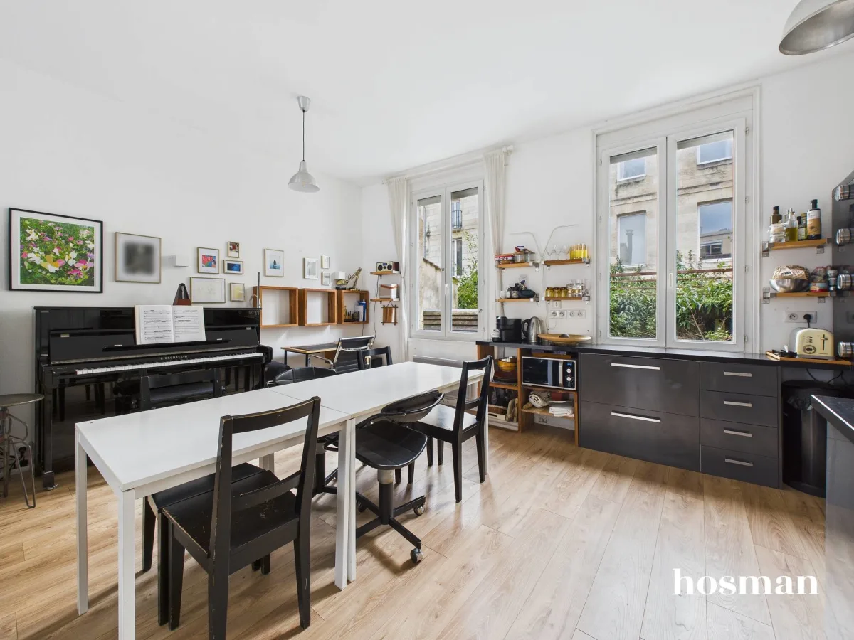 Maison de 98.0 m² à Bordeaux