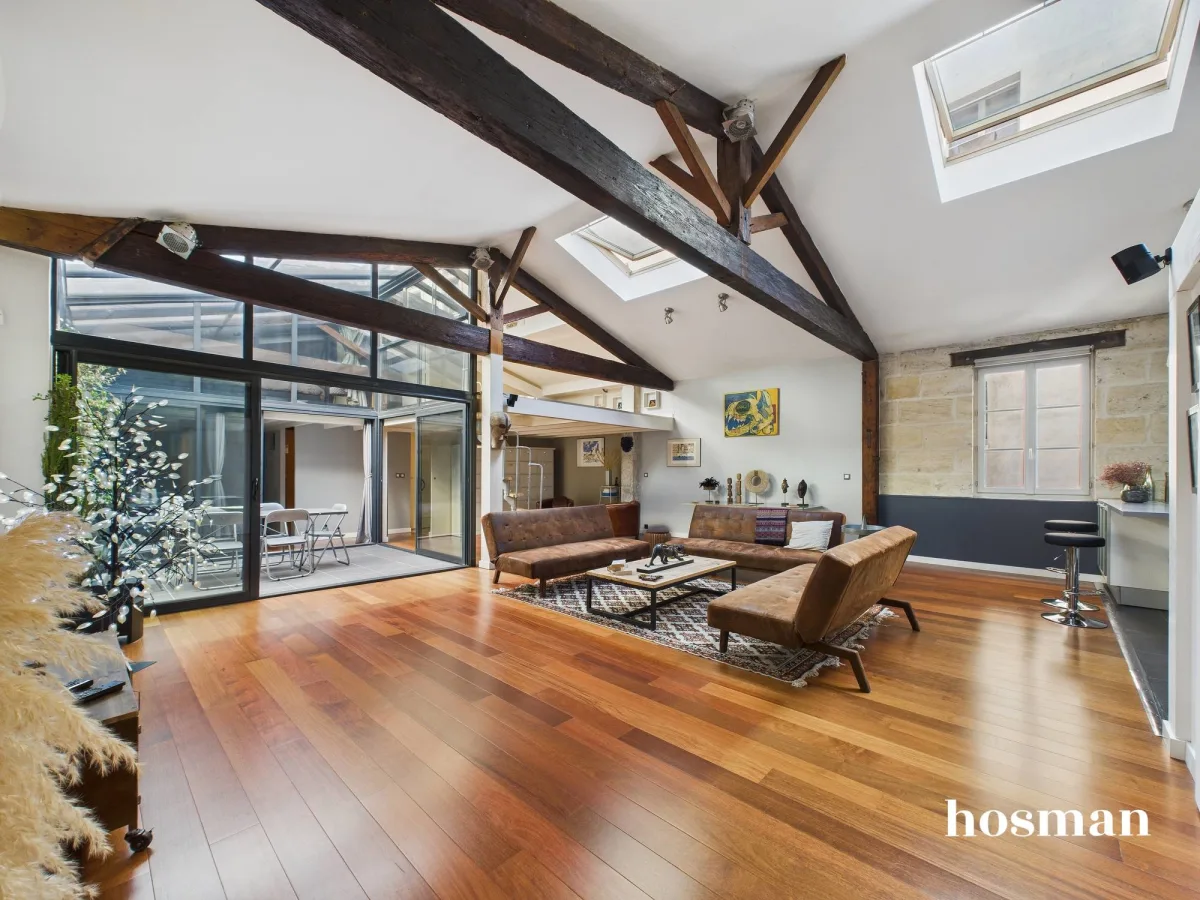 Appartement de 132.59 m² à Bordeaux